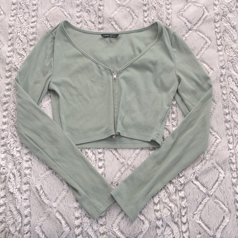 cropped matcha color zip up